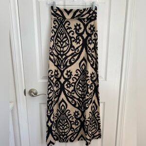 Phanuel Elegant Black and Cream Patterned Skirt